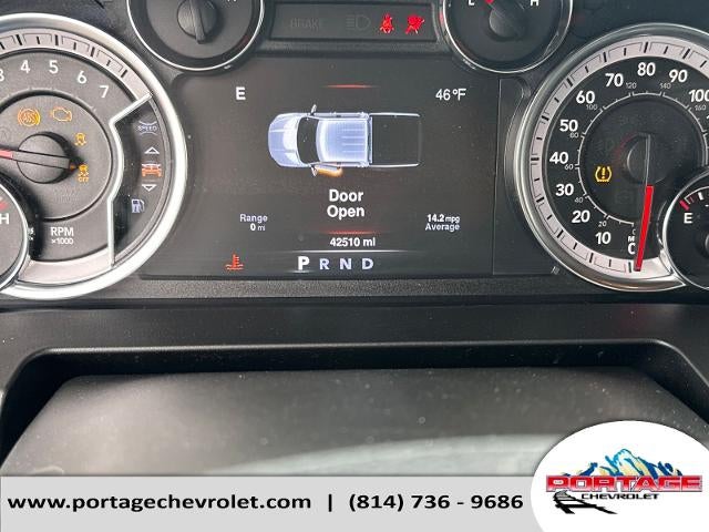 2022 RAM 1500 Classic Warlock Quad Cab 4x4 6'4" Box