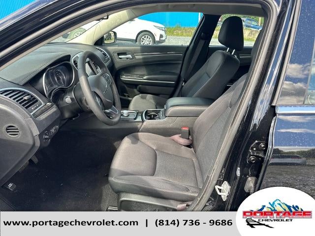 2022 Chrysler 300 Touring AWD