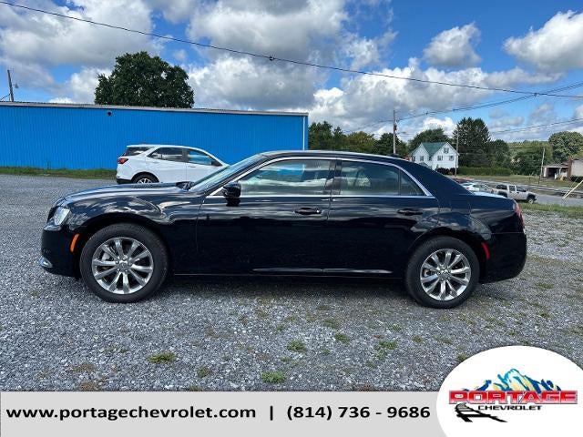 2022 Chrysler 300 Touring AWD