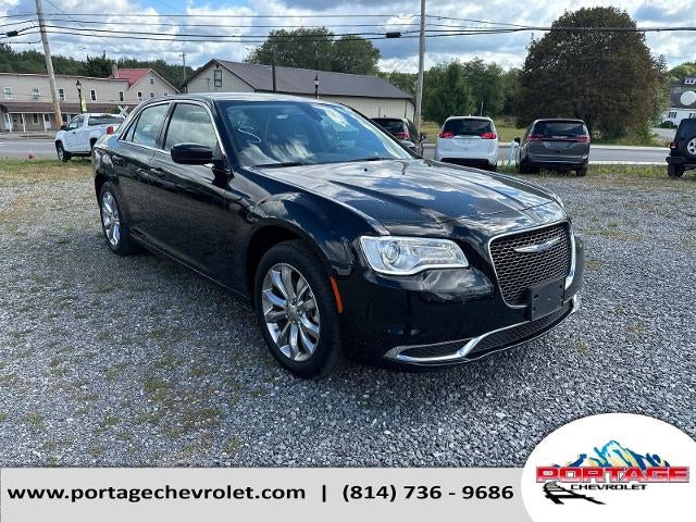 2022 Chrysler 300 Touring AWD