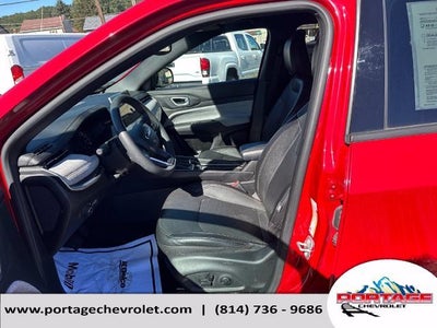 2023 Jeep Compass Latitude Lux FWD