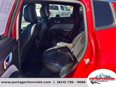 2023 Jeep Compass Latitude Lux FWD