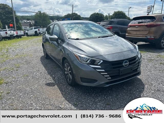 2023 Nissan Versa SV
