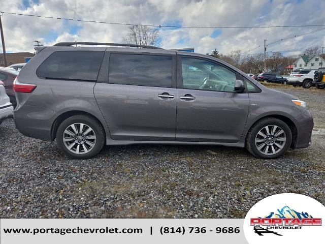 2020 Toyota Sienna XLE Premium