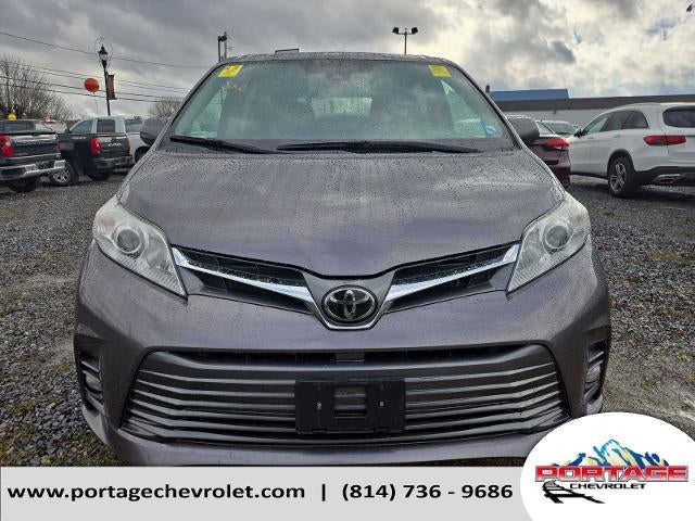 2020 Toyota Sienna XLE Premium