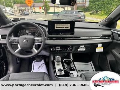 2026 Mitsubishi Outlander LE 2.5 2WD