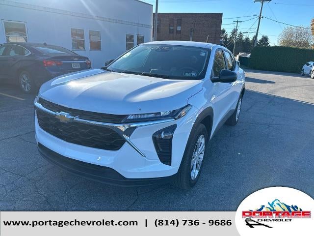 2025 Chevrolet Trax LS