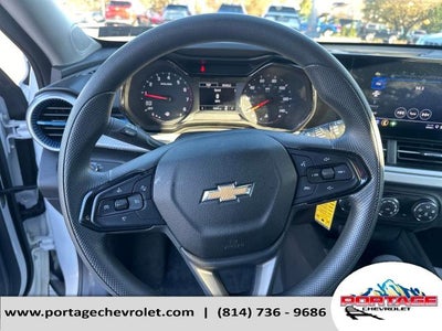 2025 Chevrolet Trax LS