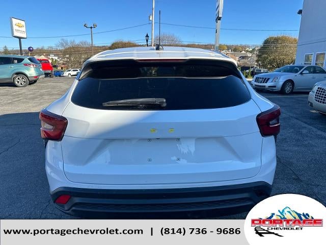 2025 Chevrolet Trax LS