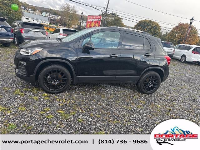 Used 2022 Chevrolet Trax LT with VIN KL7CJPSMXNB561933 for sale in Portage, PA
