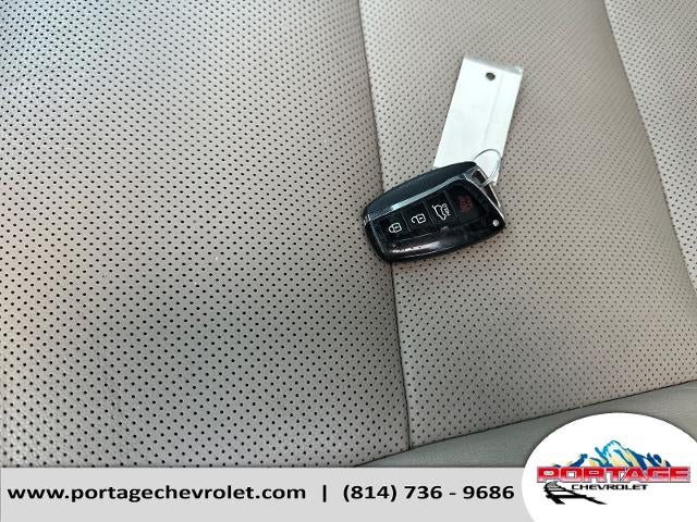 2017 Hyundai Santa Fe SE Ultimate