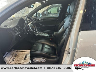 2018 Porsche Macan Base