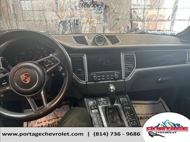 2018 Porsche Macan Base