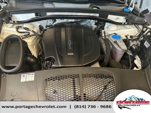 2018 Porsche Macan Base