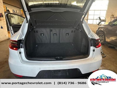 2018 Porsche Macan Base