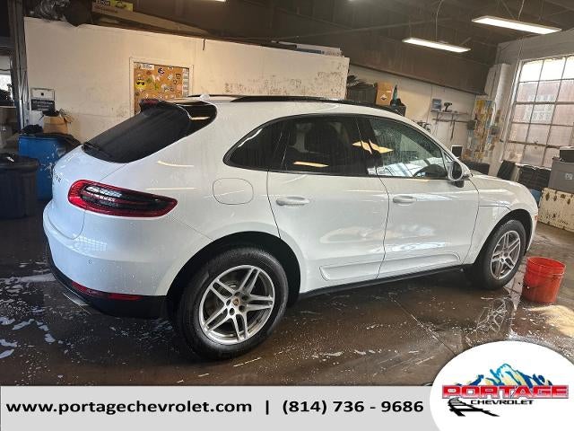 2018 Porsche Macan Base